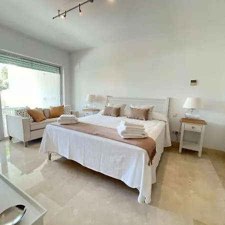 Live In Sotogrande